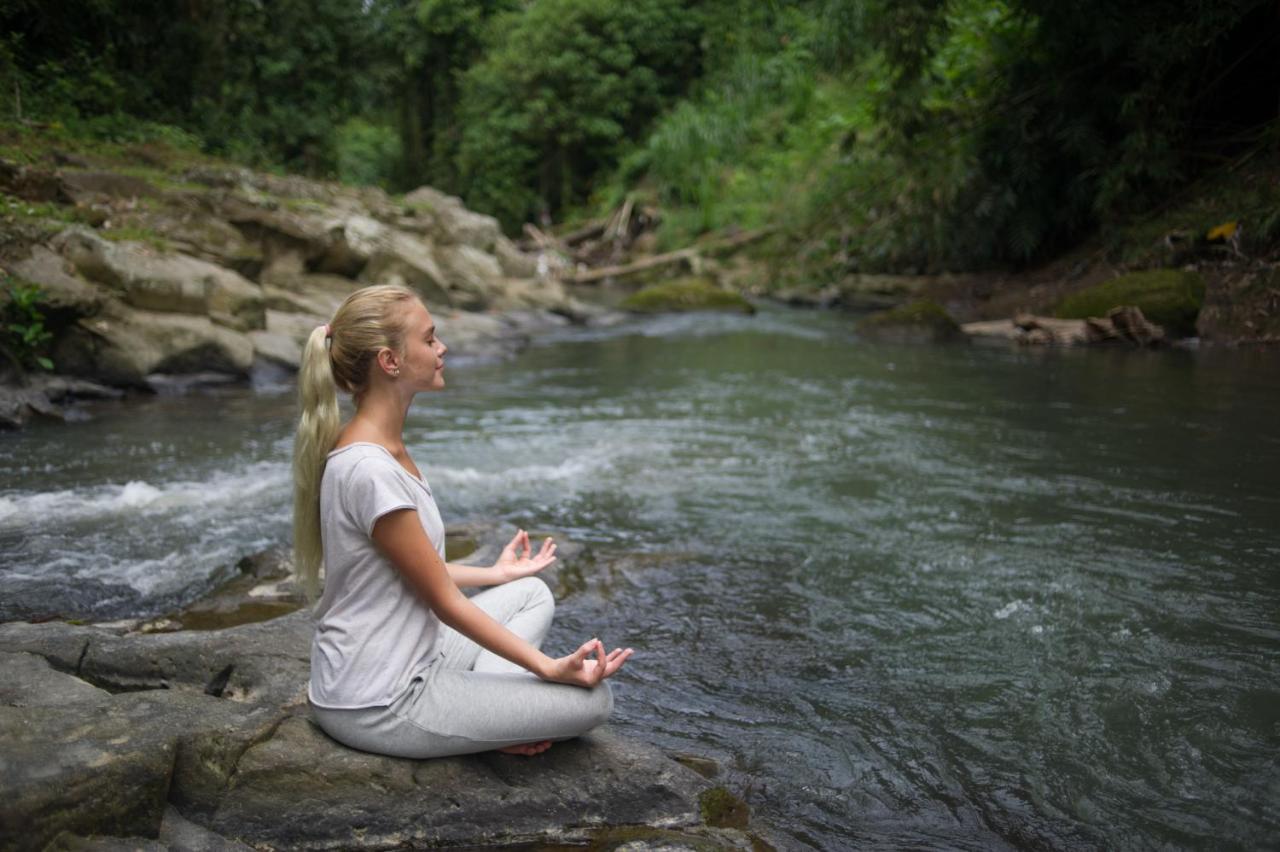 Yoga Amertham Retreat & Resort Sukawati Buitenkant foto